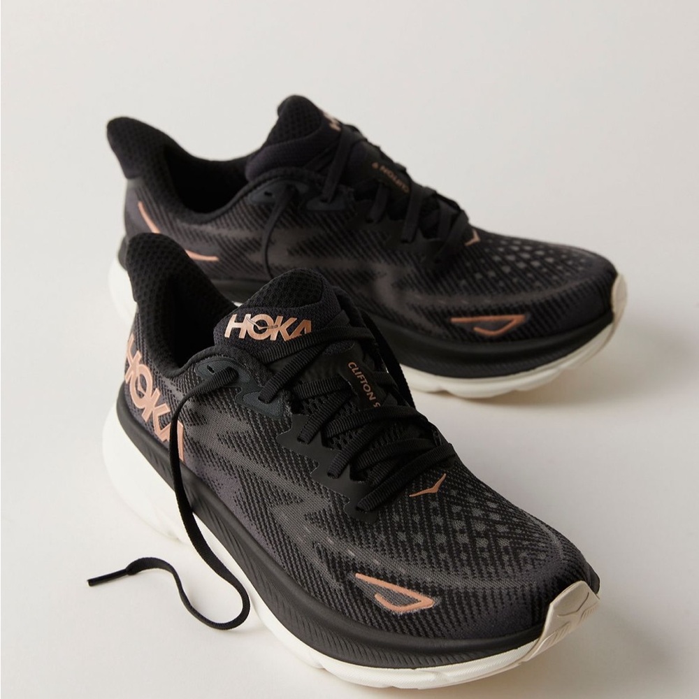 Never worn Hoka Clifton 9, White/Black, Womens Running Shoes-US 8.5 Womens
